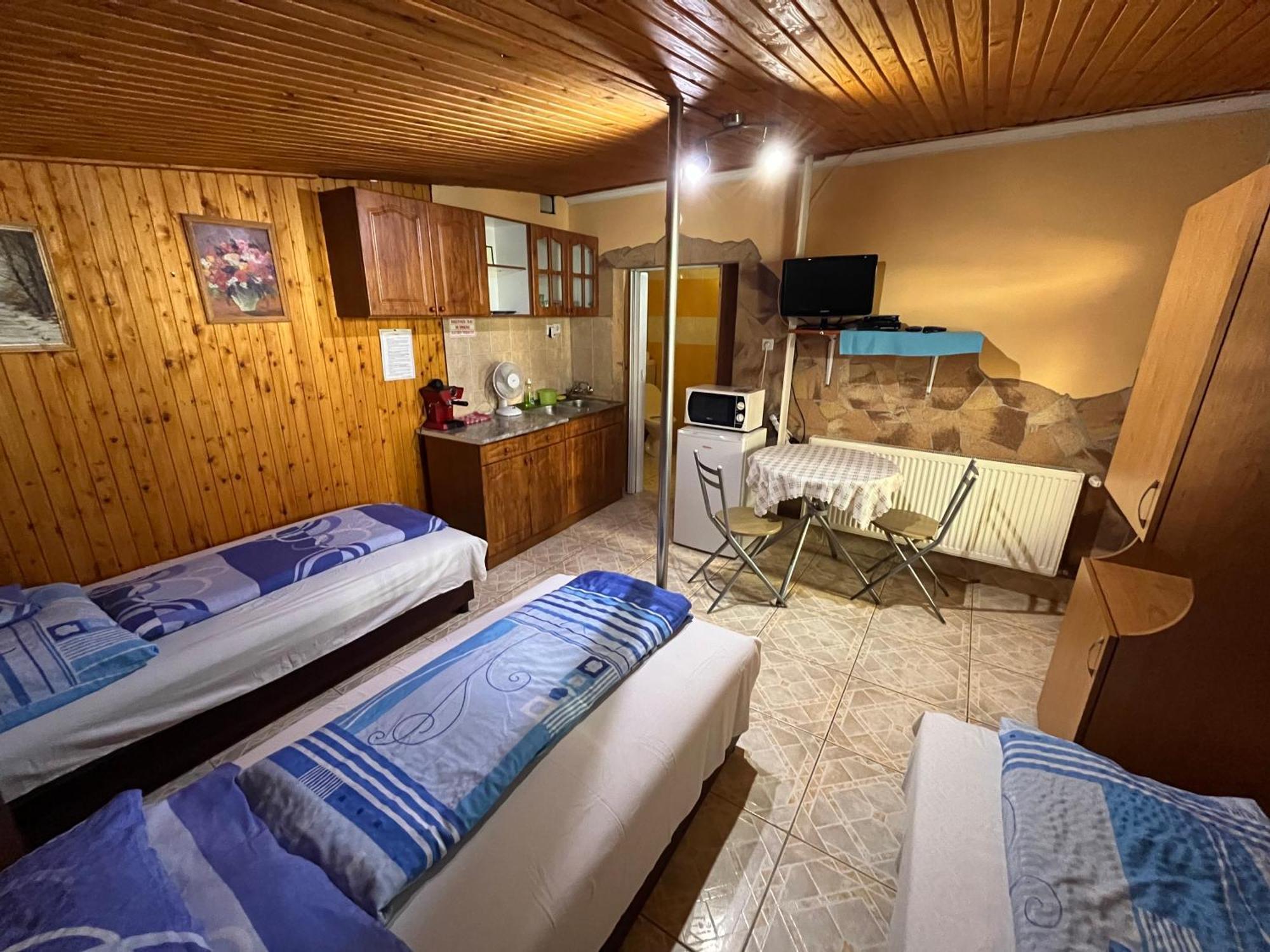 Tiszavirag Apartman Tiszakeszi Εξωτερικό φωτογραφία